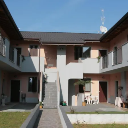 Lilli - Aparthotel *
